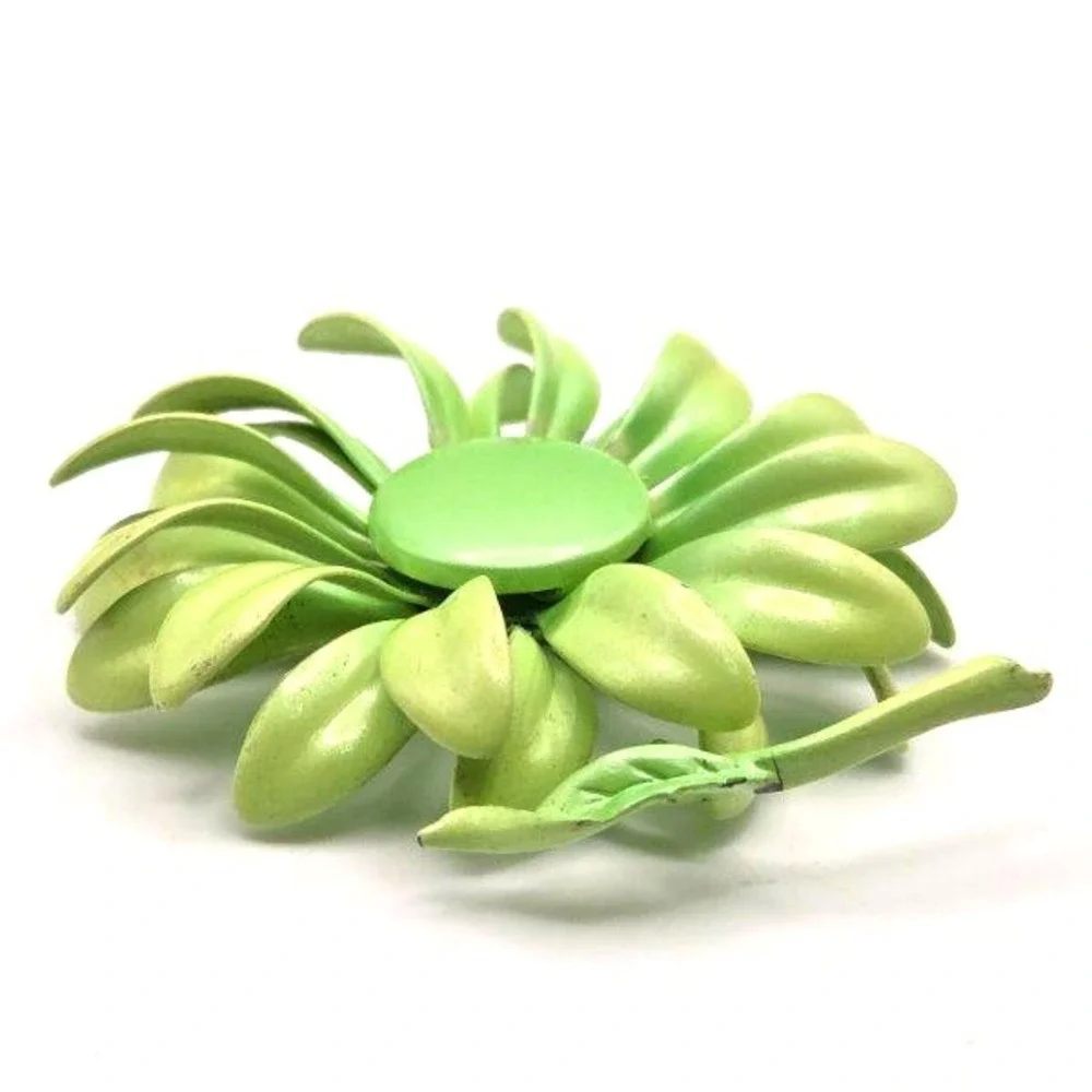 Vintage 1960s Green Enamel Flower‎ Power Brooch Mod Retro Pin 2.5